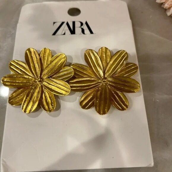 Zara FLOWER EARRINGS Limited edition NWT - Picture 6 of 6